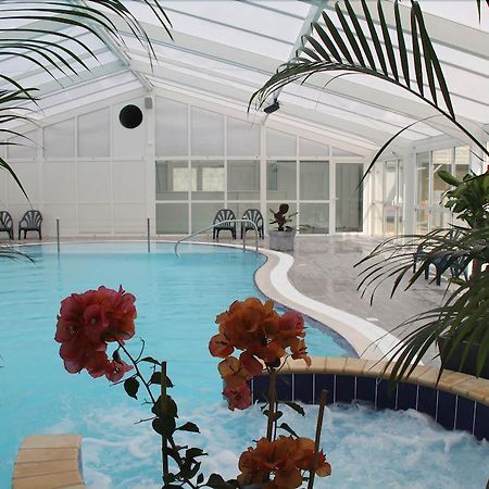 Camping La Croez Villieu Hotel Erdeven Buitenkant foto